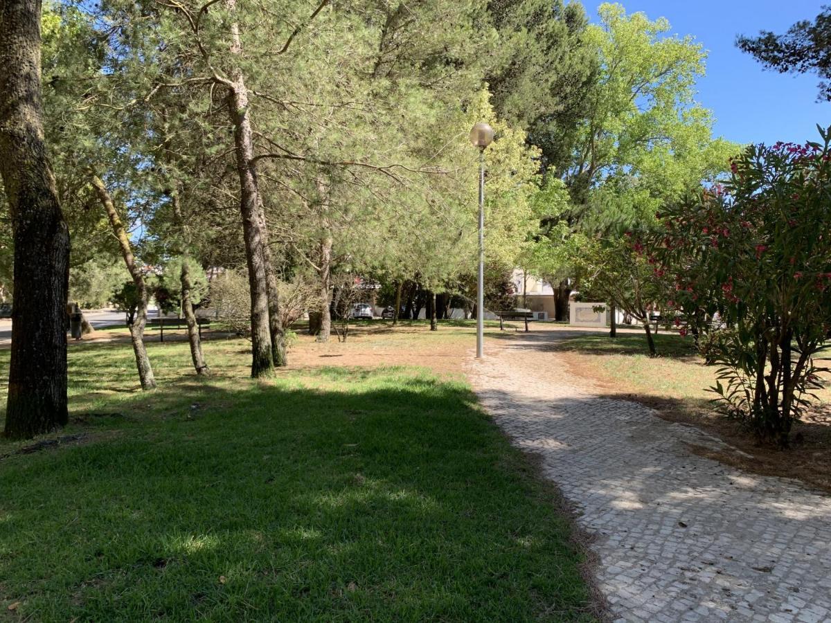 Posh In Costa Da Guia,
